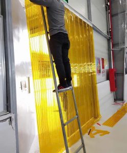 Rèm ngăn lạnh điều hòa tại Hà Tĩnh – Rèm Bình Minh.